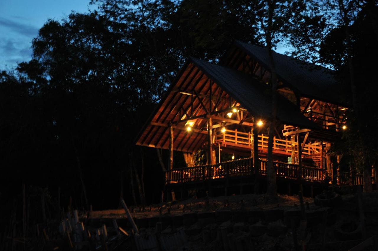 Borneo Natural Sukau Bilit Resort Εξωτερικό φωτογραφία